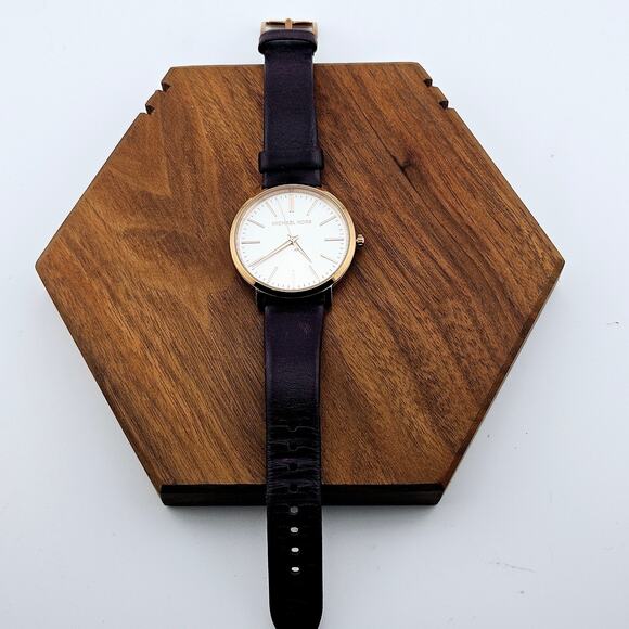 Michael Kors Jaryn Women's Burgundy Leather Watch MK2605 - Picture 4 of 7